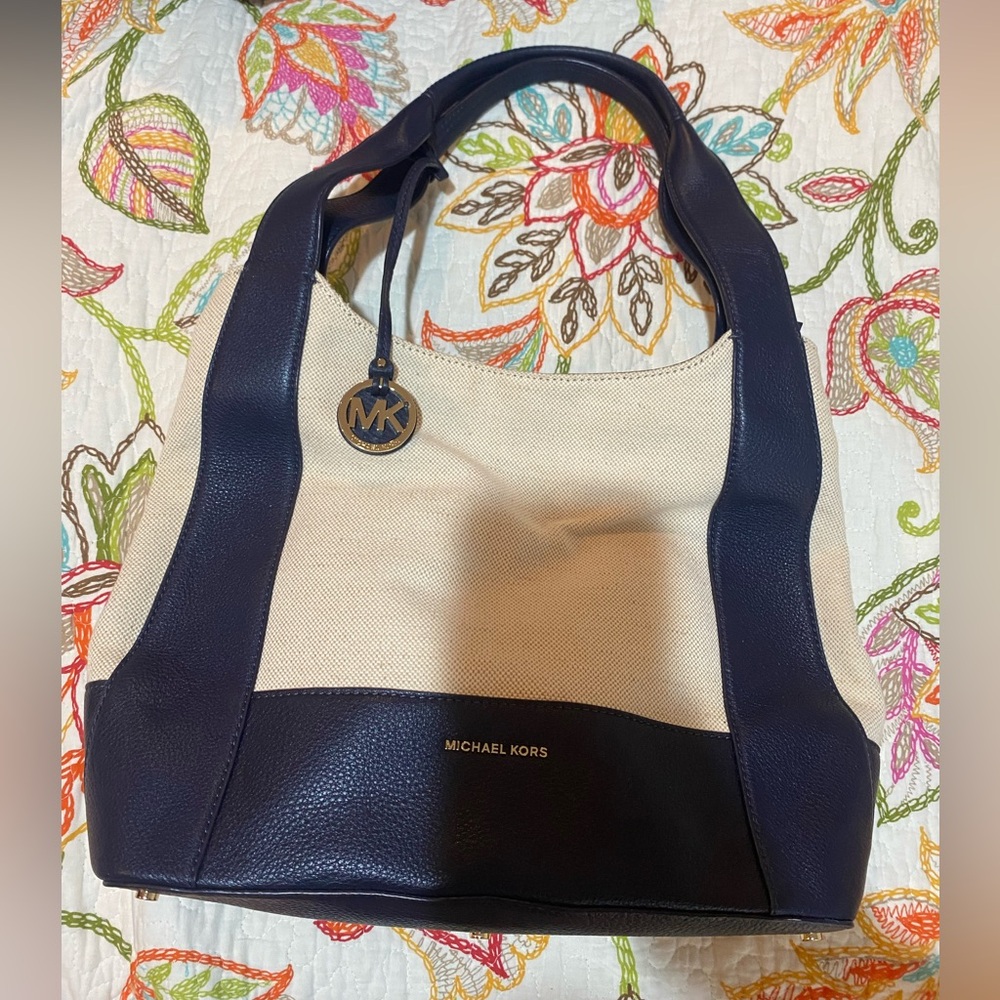 micheal kors purse